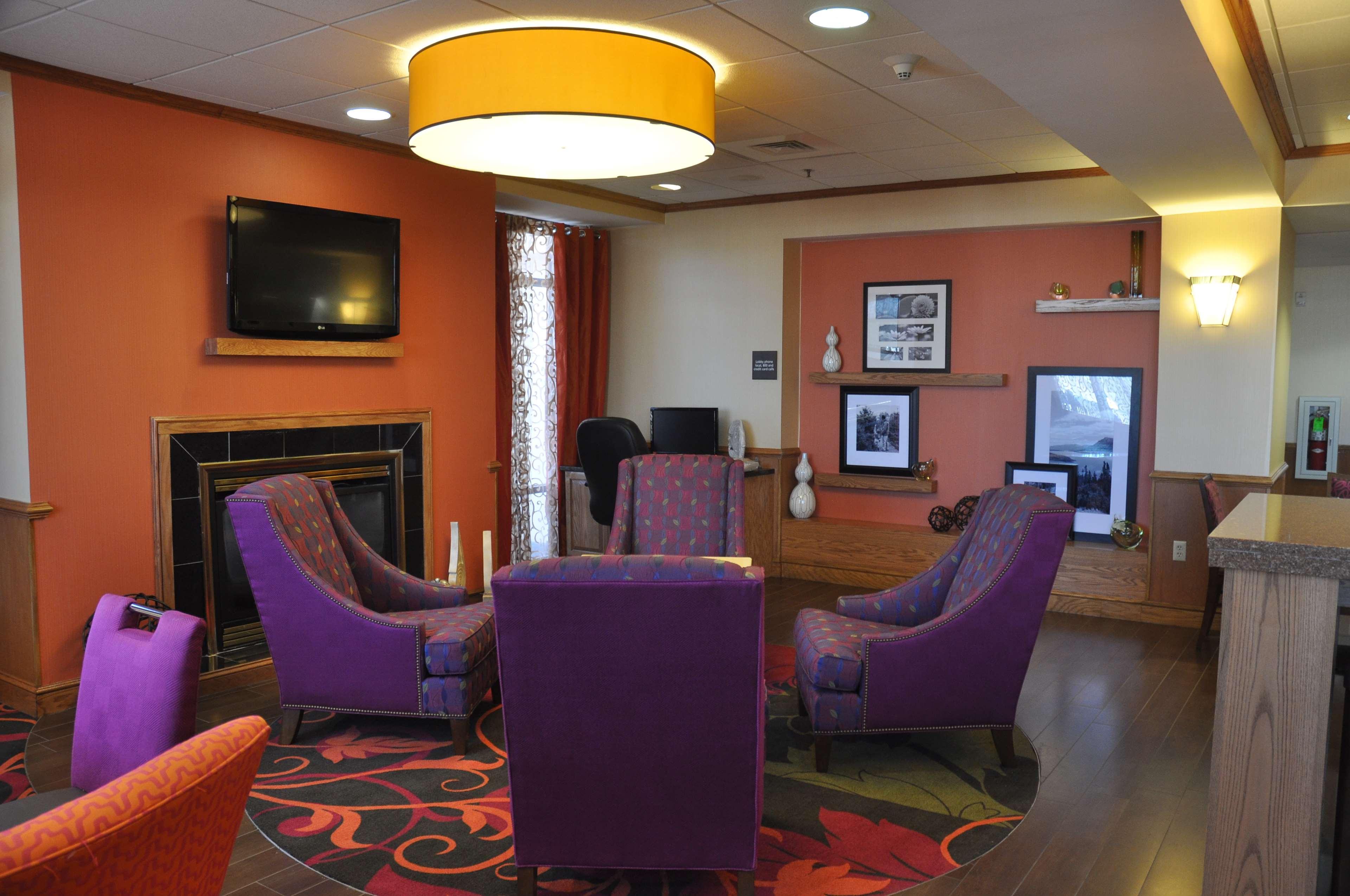 Hampton Inn Stony Creek Екстериор снимка