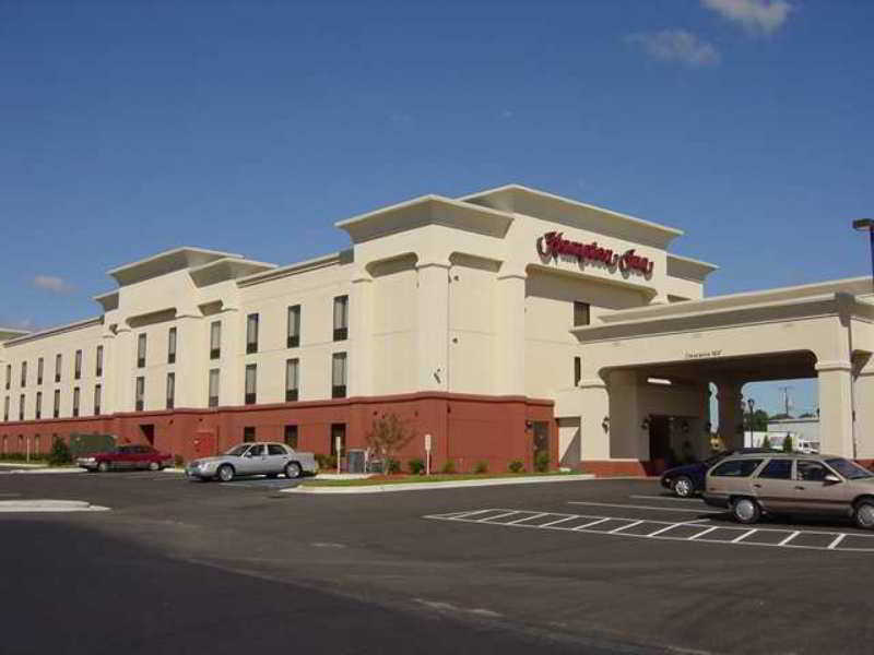 Hampton Inn Stony Creek Екстериор снимка